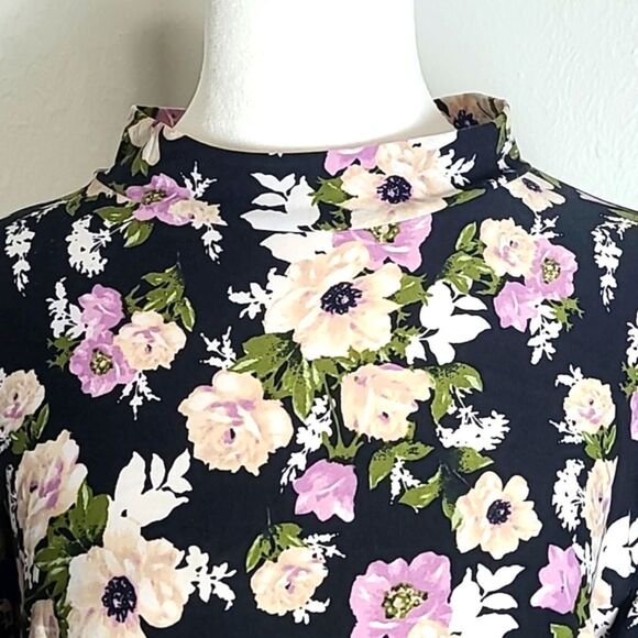 Touch Me Floral Mock Turtleneck Blouse with Layers on Sleeves, Size 3X - Picture 3 of 8